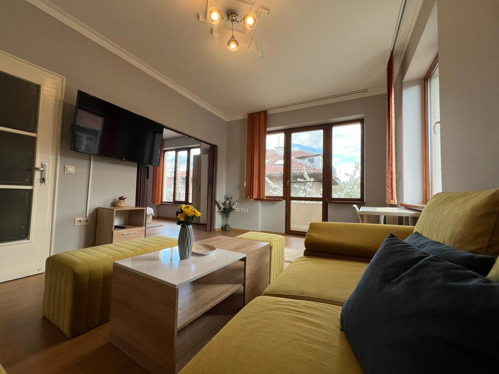 Rio Sunny 2Bdr Apt Near Ndk - Metro - Non-Stop Paid Public Parking Sofia Esterno foto