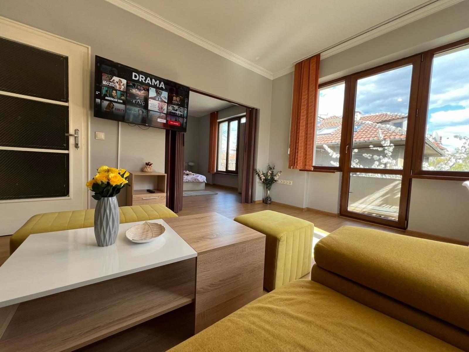 Rio Sunny 2Bdr Apt Near Ndk - Metro - Non-Stop Paid Public Parking Sofia Esterno foto