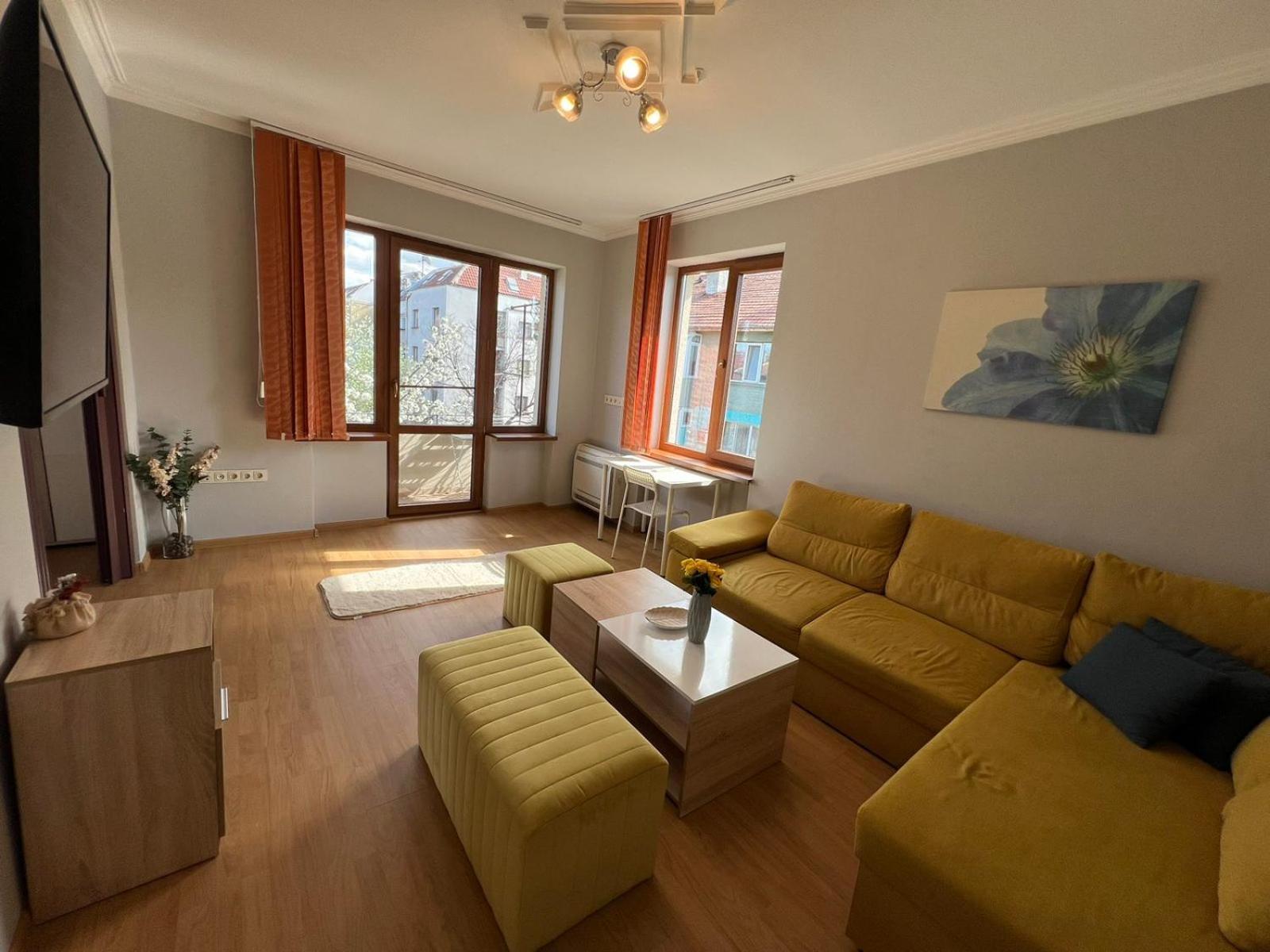 Rio Sunny 2Bdr Apt Near Ndk - Metro - Non-Stop Paid Public Parking Sofia Esterno foto