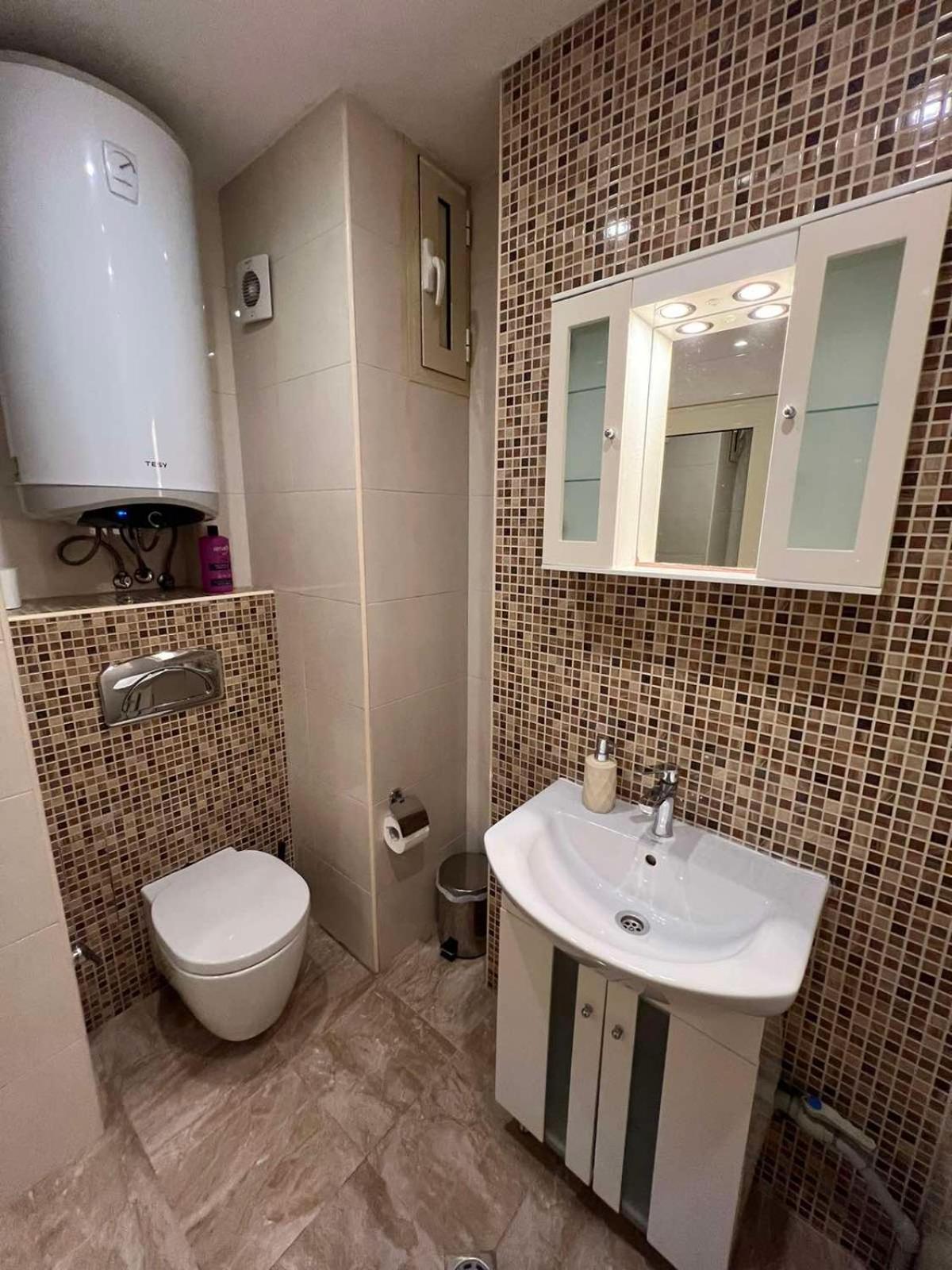 Rio Sunny 2Bdr Apt Near Ndk - Metro - Non-Stop Paid Public Parking Sofia Esterno foto